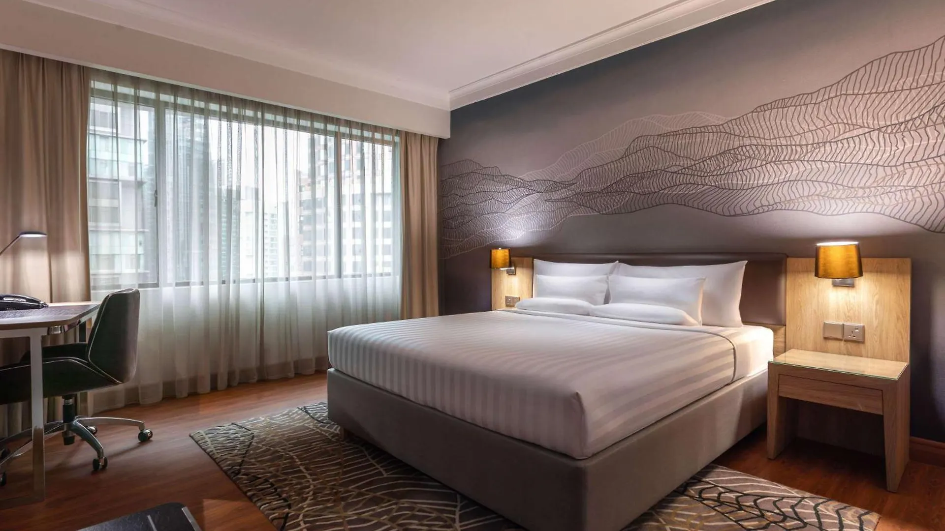 Novotel Kuala Lumpur City Centre 4*,
