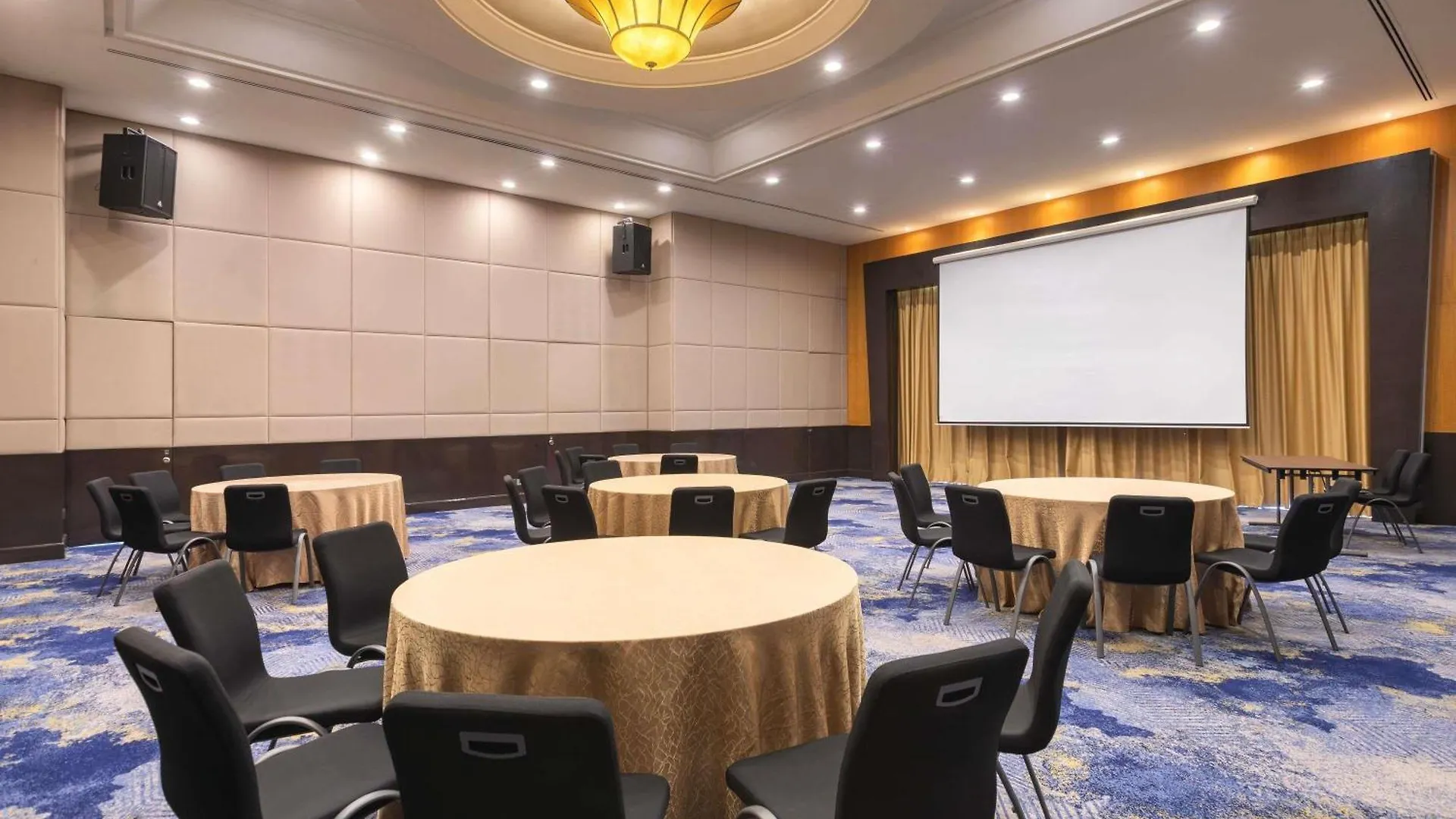 Novotel Kuala Lumpur City Centre Hotel