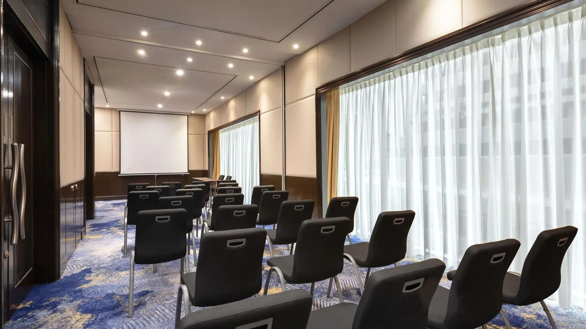 Novotel Kuala Lumpur City Centre 4*,  Malaysia