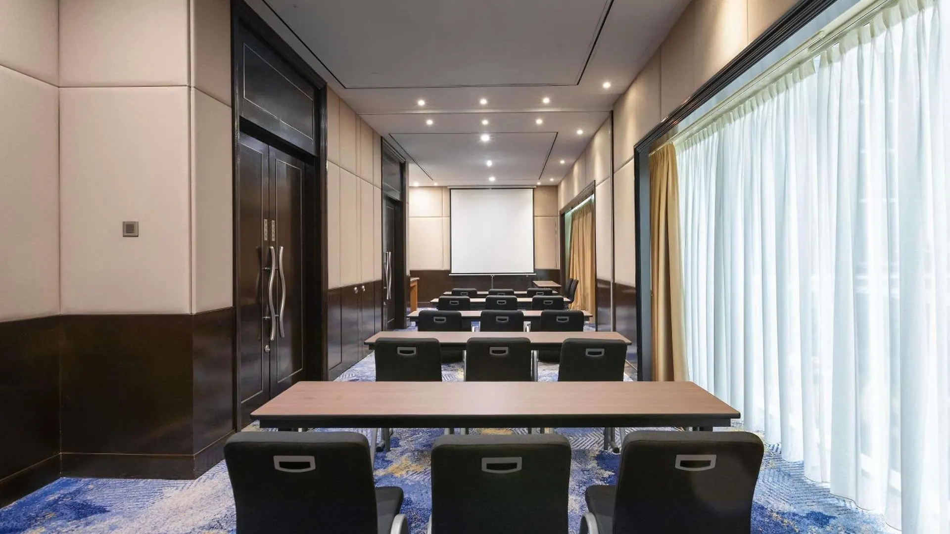 Novotel Kuala Lumpur City Centre 4*,  Malaysia