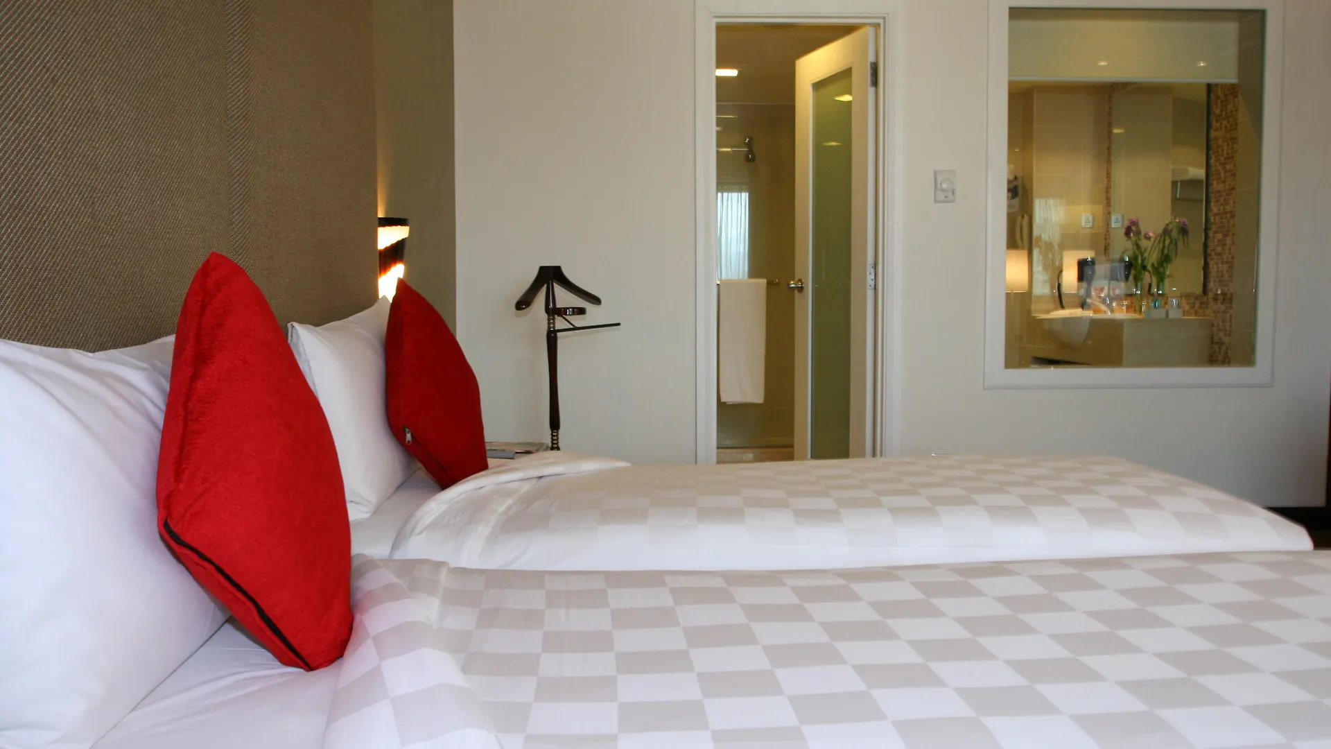 Novotel Kuala Lumpur City Centre 4*,  Malaysia
